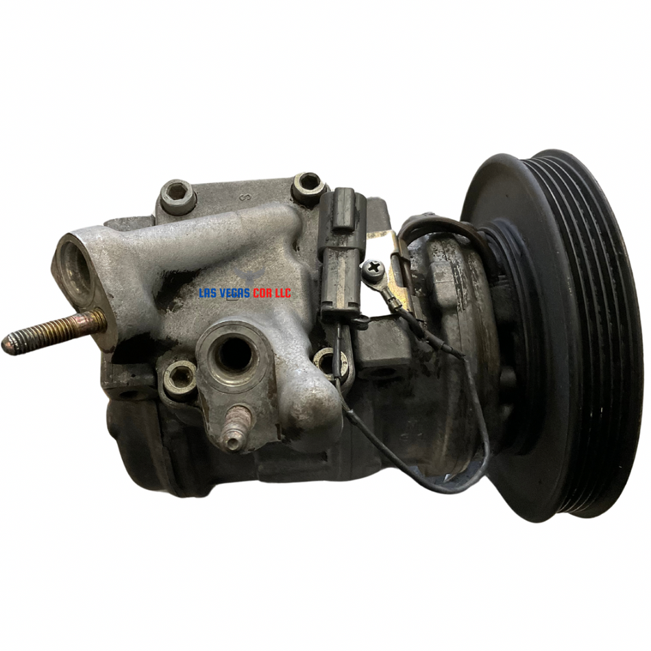 The compressor is compatible with 1990-1993 Honda Accord 2.2L 4-Cylinder models, featuring a 10PA17C design with 5 grooves 