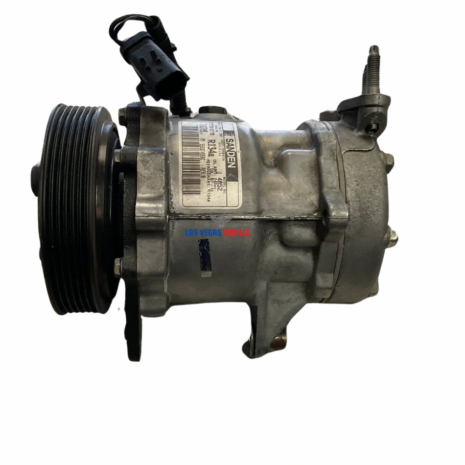 2002 - 2005 JEEP LIBERTY A/C COMPRESSOR 3.7L